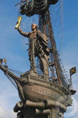 user_454_10_statua_di_pietro_il_grande